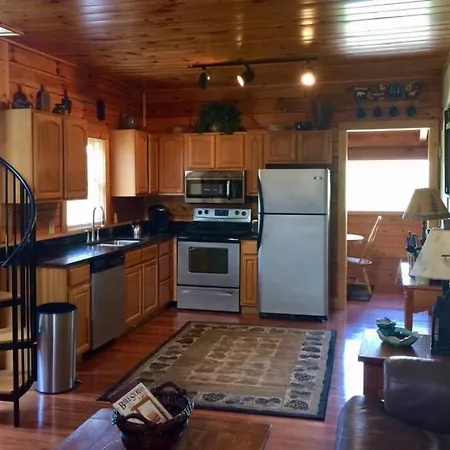 Smoky Mountain Retreat- Resort Cabin With Modern Amenities In The Heart Of Pf Pigeon Forge Exterior photo